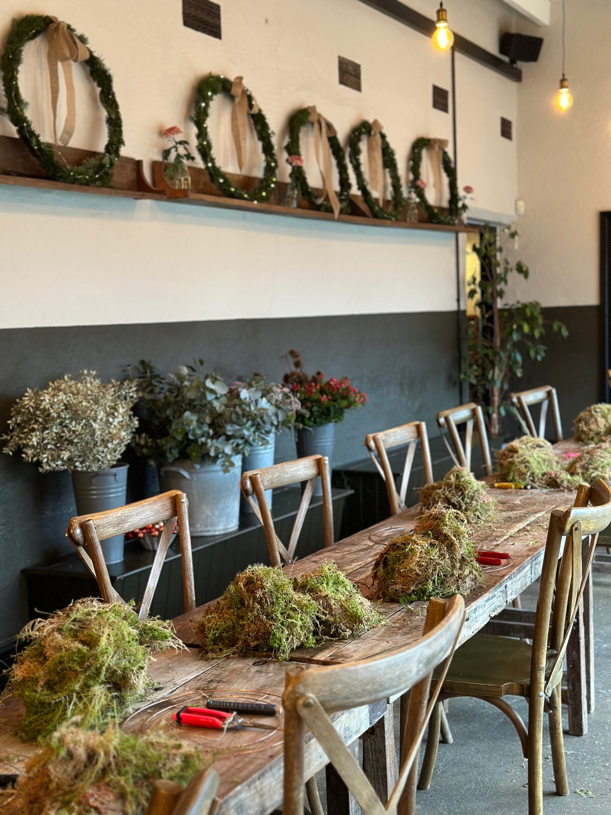 CHRISTMAS WREATH WORKSHOP