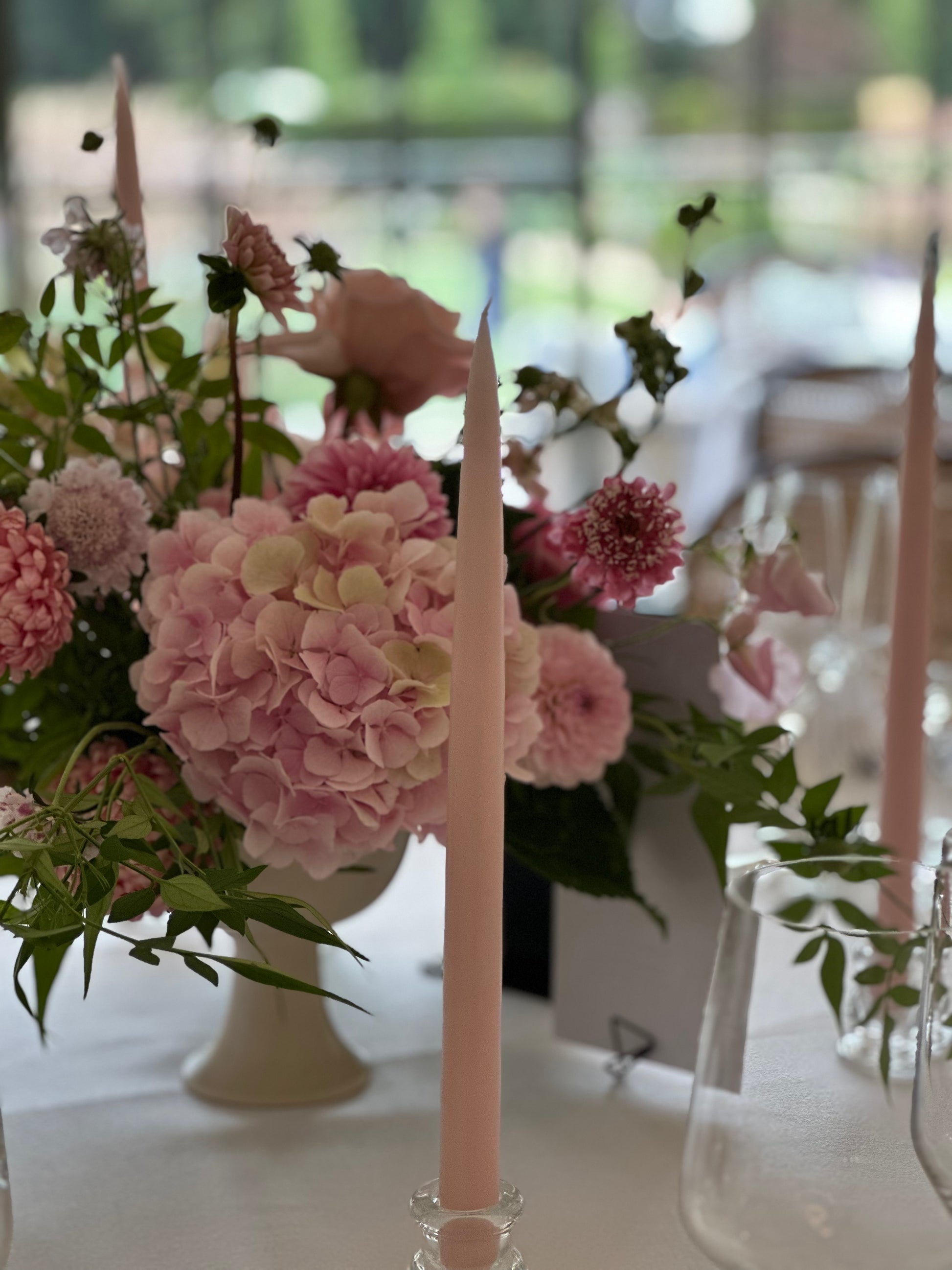 A LUNCH SOIREE PARTY TO GO