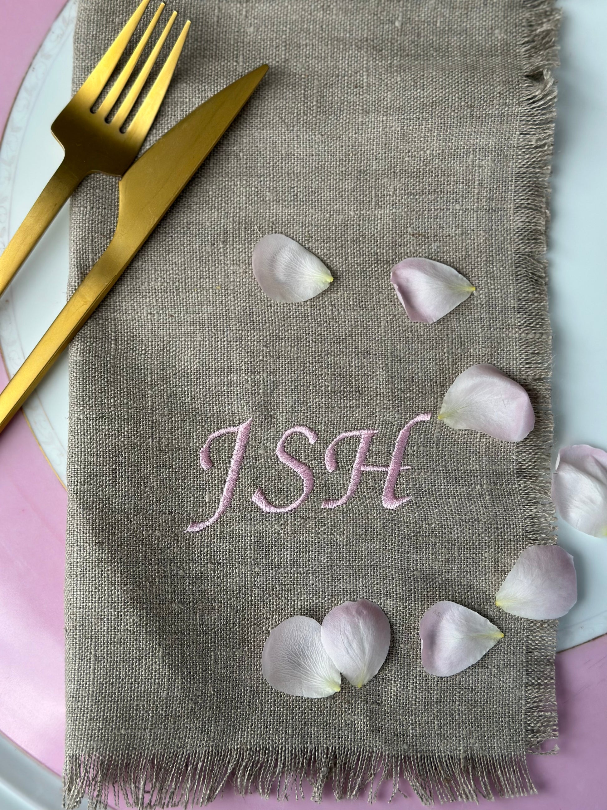 PERSONALISED LINEN FRINGED NAPKIN