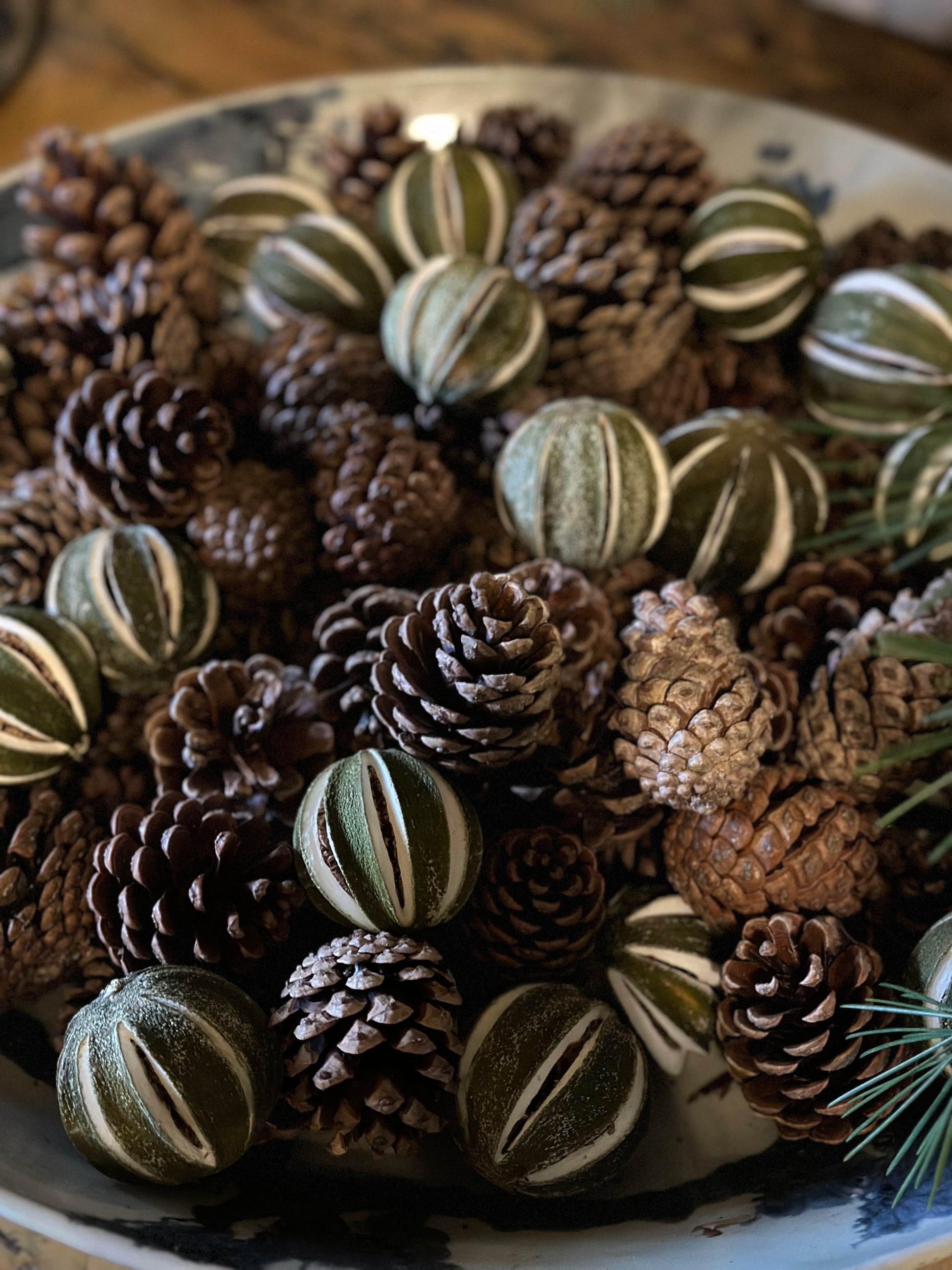 FESTIVE HOUSE DRESSING TO GO