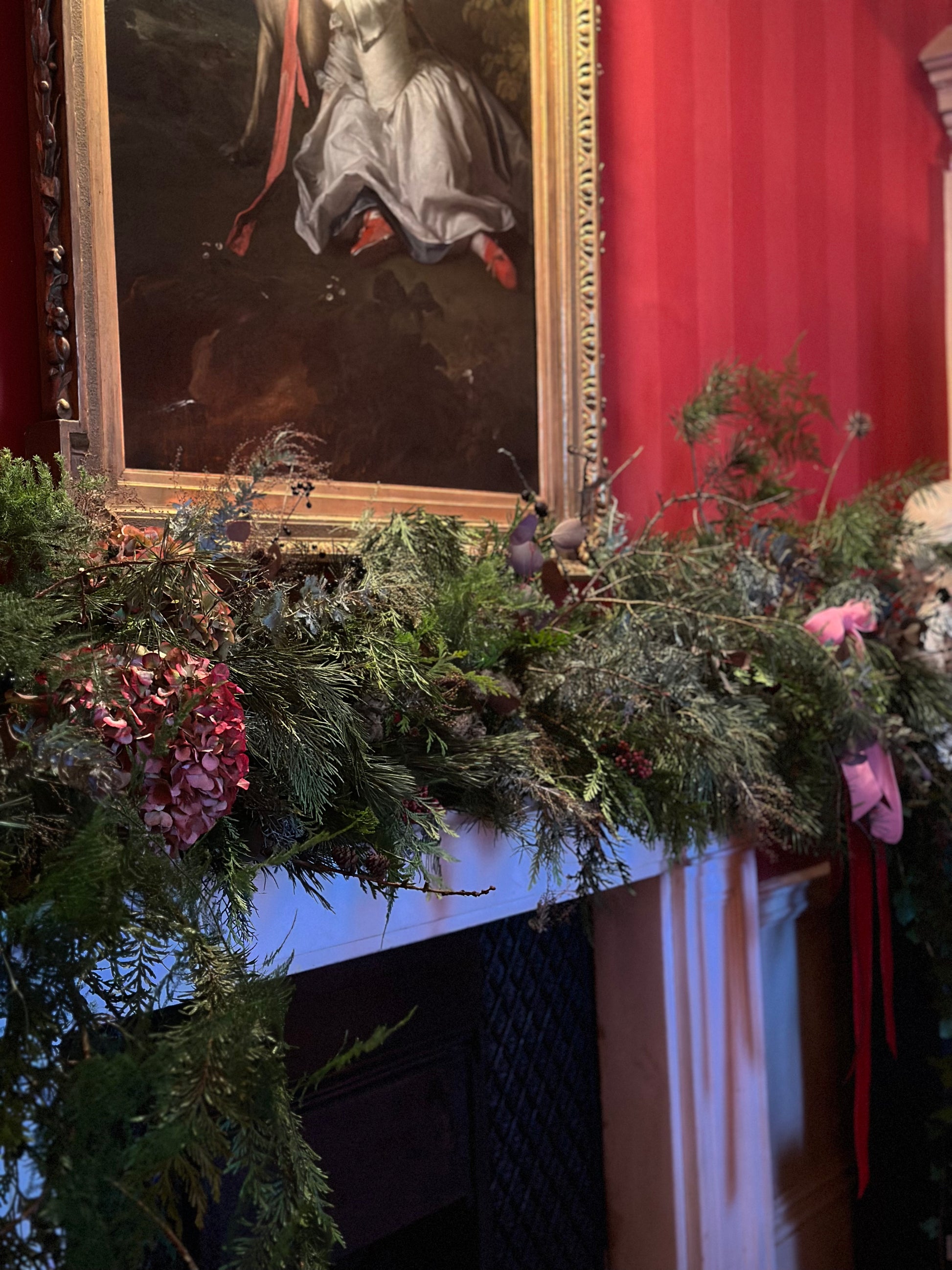 FESTIVE HOUSE DRESSING TO GO